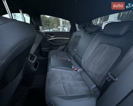 Серый Ауди E-Tron, объемом двигателя 0 л и пробегом 836 тыс. км за 34900 $, фото 17 на Automoto.ua