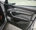 Сірий Ауді E-Tron, об'ємом двигуна 0 л та пробігом 70 тис. км за 34500 $, фото 94 на Automoto.ua