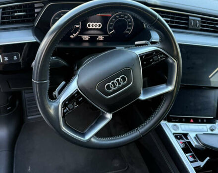 Серый Ауди E-Tron, объемом двигателя 0 л и пробегом 121 тыс. км за 27699 $, фото 29 на Automoto.ua