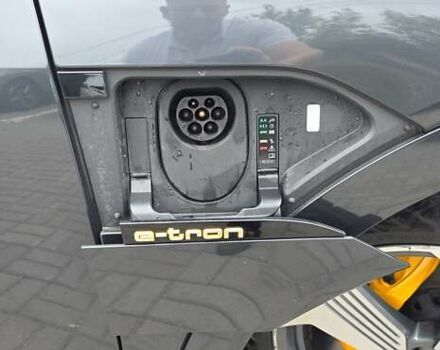 Серый Ауди E-Tron, объемом двигателя 0 л и пробегом 112 тыс. км за 29800 $, фото 13 на Automoto.ua
