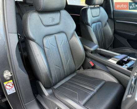 Серый Ауди E-Tron, объемом двигателя 0 л и пробегом 41 тыс. км за 44990 $, фото 41 на Automoto.ua