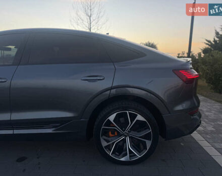 Сірий Ауді E-Tron, об'ємом двигуна 0 л та пробігом 140 тис. км за 37000 $, фото 9 на Automoto.ua