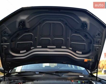 Серый Ауди E-Tron, объемом двигателя 0 л и пробегом 125 тыс. км за 23800 $, фото 212 на Automoto.ua