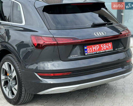 Ауди E-Tron 2020 в Тернополе на Automoto.ua Серый Ауди E-Tron, объемом двигателя 0 л и пробегом 126 тыс. км за 23900 $, фото 29 на Automoto.ua