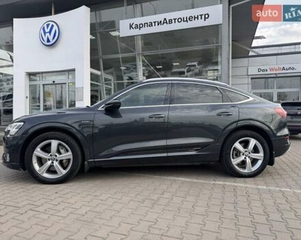 Серый Ауди E-Tron, объемом двигателя 0 л и пробегом 74 тыс. км за 30500 $, фото 5 на Automoto.ua