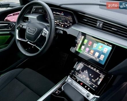Серый Ауди E-Tron, объемом двигателя 0 л и пробегом 29 тыс. км за 38300 $, фото 17 на Automoto.ua