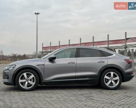 Серый Ауди E-Tron, объемом двигателя 0 л и пробегом 109 тыс. км за 30900 $, фото 9 на Automoto.ua