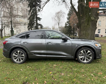 Сірий Ауді E-Tron, об'ємом двигуна 0 л та пробігом 53 тис. км за 34000 $, фото 4 на Automoto.ua