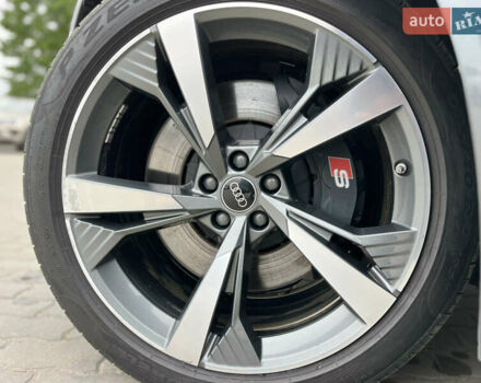 Серый Ауди E-Tron, объемом двигателя 0 л и пробегом 41 тыс. км за 44990 $, фото 17 на Automoto.ua