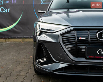 Сірий Ауді E-Tron, об'ємом двигуна 0 л та пробігом 82 тис. км за 39888 $, фото 13 на Automoto.ua