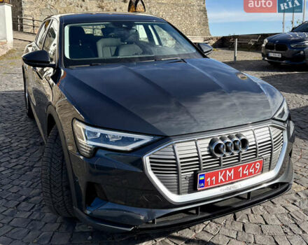 Серый Ауди E-Tron, объемом двигателя 0 л и пробегом 175 тыс. км за 22700 $, фото 31 на Automoto.ua