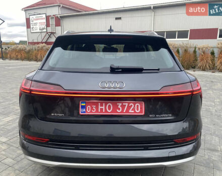 Ауди E-Tron 2020 в Луцке на Automoto.ua Серый Ауди E-Tron, объемом двигателя 0 л и пробегом 128 тыс. км за 25000 $, фото 5 на Automoto.ua