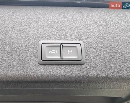 Сірий Ауді E-Tron, об'ємом двигуна 0 л та пробігом 120 тис. км за 29650 $, фото 17 на Automoto.ua