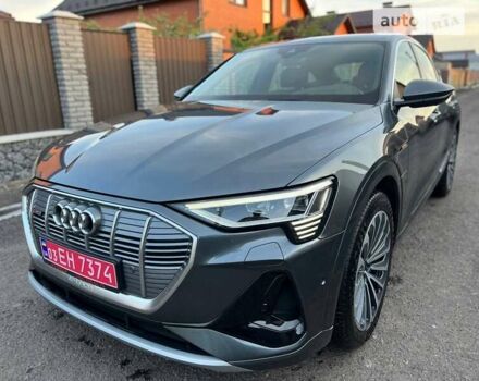 Сірий Ауді E-Tron, об'ємом двигуна 0 л та пробігом 56 тис. км за 45000 $, фото 3 на Automoto.ua