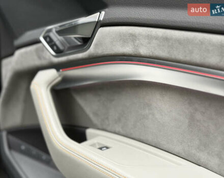 Ауди E-Tron 2020 в Киеве на Automoto.ua Серый Ауди E-Tron, объемом двигателя 0 л и пробегом 71 тыс. км за 35300 $, фото 20 на Automoto.ua