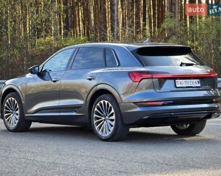 Сірий Ауді E-Tron, об'ємом двигуна 0 л та пробігом 67 тис. км за 37999 $, фото 4 на Automoto.ua