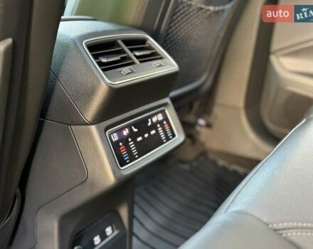 Сірий Ауді E-Tron, об'ємом двигуна 0 л та пробігом 100 тис. км за 25500 $, фото 16 на Automoto.ua