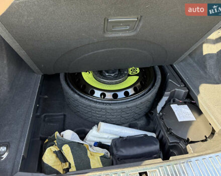 Сірий Ауді E-Tron, об'ємом двигуна 0 л та пробігом 65 тис. км за 39990 $, фото 39 на Automoto.ua