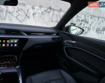 Ауді E-Tron 2020 у Львові на Automoto.ua Сірий Ауді E-Tron, об'ємом двигуна 0 л та пробігом 81 тис. км за 34920 $, фото 51 на Automoto.ua