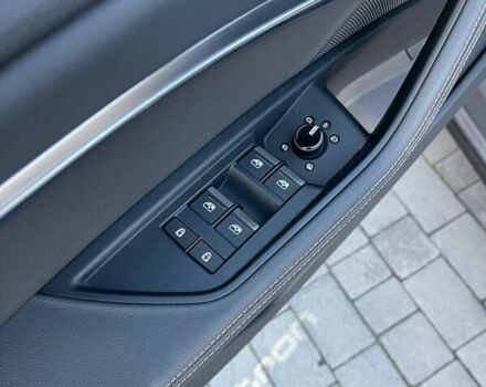 Серый Ауди E-Tron, объемом двигателя 0 л и пробегом 45 тыс. км за 29900 $, фото 14 на Automoto.ua