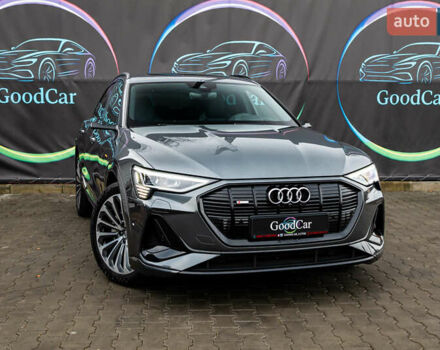 Сірий Ауді E-Tron, об'ємом двигуна 0 л та пробігом 82 тис. км за 39888 $, фото 5 на Automoto.ua