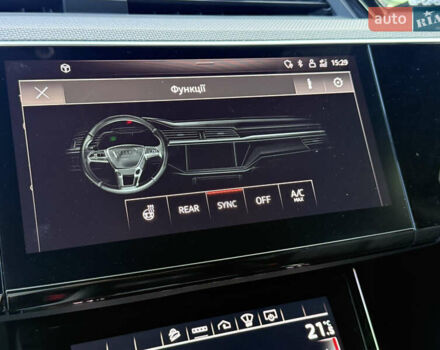 Серый Ауди E-Tron, объемом двигателя 0 л и пробегом 41 тыс. км за 44990 $, фото 45 на Automoto.ua