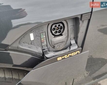 Серый Ауди E-Tron, объемом двигателя 0 л и пробегом 120 тыс. км за 29900 $, фото 9 на Automoto.ua
