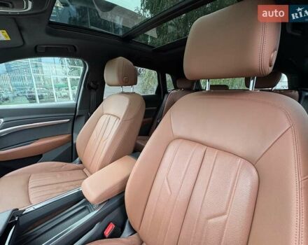 Серый Ауди E-Tron, объемом двигателя 0 л и пробегом 58 тыс. км за 37000 $, фото 36 на Automoto.ua