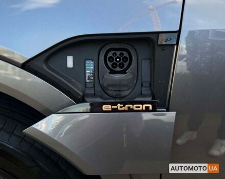 Ауди E-Tron 2020 в Львове на Automoto.ua Серый Ауди E-Tron, объемом двигателя 71 л и пробегом 42 тыс. км за 37600 $, фото 27 на Automoto.ua