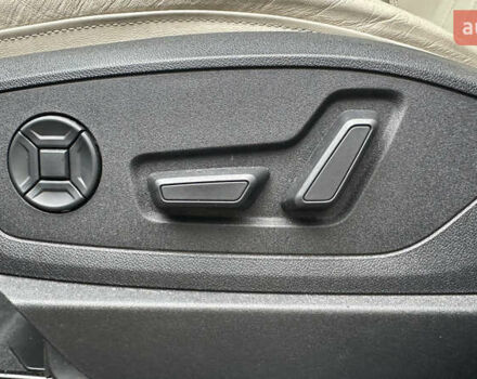 Сірий Ауді E-Tron, об'ємом двигуна 0 л та пробігом 83 тис. км за 29700 $, фото 20 на Automoto.ua