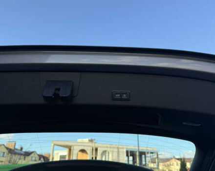 Серый Ауди E-Tron, объемом двигателя 0 л и пробегом 121 тыс. км за 27699 $, фото 34 на Automoto.ua