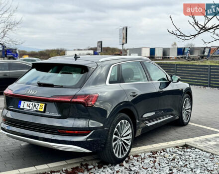 Серый Ауди E-Tron, объемом двигателя 0 л и пробегом 150 тыс. км за 25500 $, фото 4 на Automoto.ua
