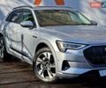 Серый Ауди E-Tron, объемом двигателя 0 л и пробегом 12 тыс. км за 31990 $, фото 16 на Automoto.ua