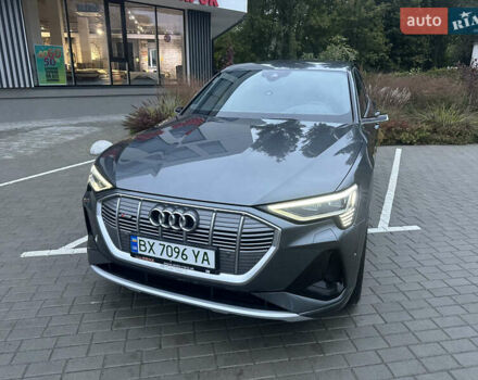 Ауди E-Tron 2020 в Хмельницком на Automoto.ua Серый Ауди E-Tron, объемом двигателя 0 л и пробегом 112 тыс. км за 37000 $, фото 3 на Automoto.ua