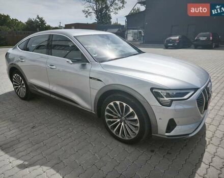 Сірий Ауді E-Tron, об'ємом двигуна 0 л та пробігом 70 тис. км за 34500 $, фото 33 на Automoto.ua