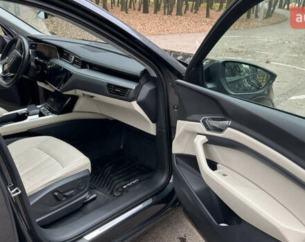 Сірий Ауді E-Tron, об'ємом двигуна 0 л та пробігом 83 тис. км за 29700 $, фото 14 на Automoto.ua