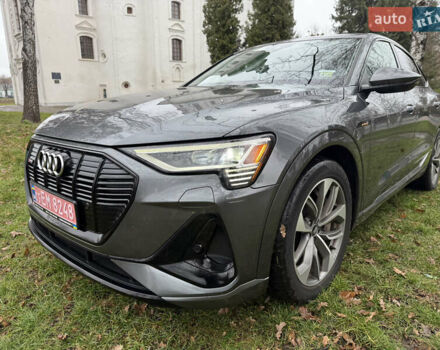 Сірий Ауді E-Tron, об'ємом двигуна 0 л та пробігом 53 тис. км за 34000 $, фото 11 на Automoto.ua