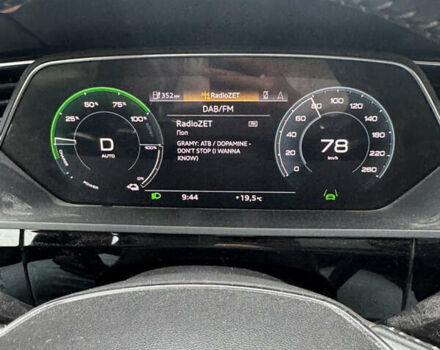 Серый Ауди E-Tron, объемом двигателя 0 л и пробегом 169 тыс. км за 26000 $, фото 40 на Automoto.ua