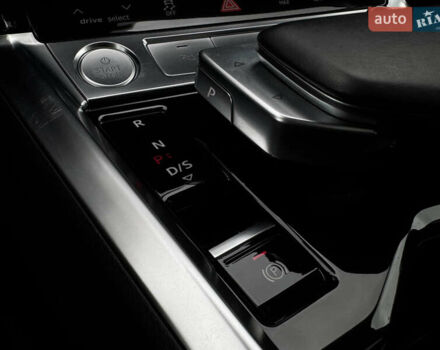 Ауди E-Tron 2020 в Тернополе на Automoto.ua Серый Ауди E-Tron, объемом двигателя 0 л и пробегом 126 тыс. км за 23900 $, фото 76 на Automoto.ua