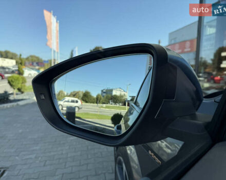 Серый Ауди E-Tron, объемом двигателя 0 л и пробегом 41 тыс. км за 44990 $, фото 21 на Automoto.ua