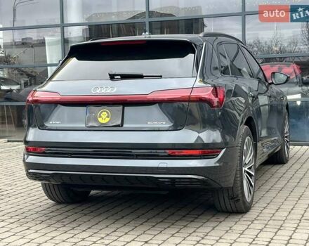Сірий Ауді E-Tron, об'ємом двигуна 0 л та пробігом 96 тис. км за 29000 $, фото 6 на Automoto.ua