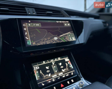 Ауди E-Tron 2020 в Житомире на Automoto.ua Серый Ауди E-Tron, объемом двигателя 0 л и пробегом 169 тыс. км за 22899 $, фото 53 на Automoto.ua
