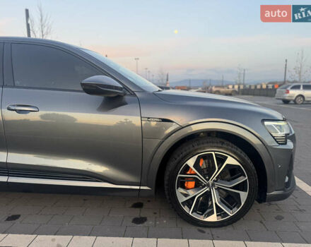 Сірий Ауді E-Tron, об'ємом двигуна 0 л та пробігом 140 тис. км за 37000 $, фото 15 на Automoto.ua