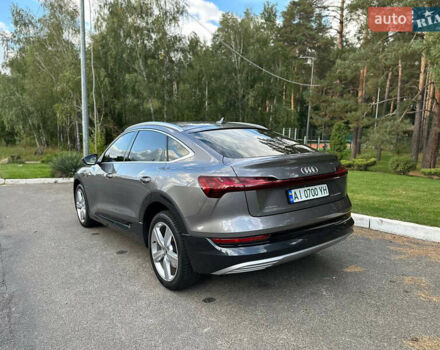 Серый Ауди E-Tron, объемом двигателя 0 л и пробегом 88 тыс. км за 28500 $, фото 3 на Automoto.ua