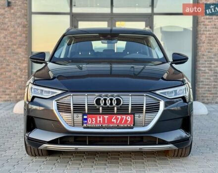 Серый Ауди E-Tron, объемом двигателя 0 л и пробегом 97 тыс. км за 21900 $, фото 10 на Automoto.ua