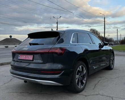 Сірий Ауді E-Tron, об'ємом двигуна 0 л та пробігом 108 тис. км за 25900 $, фото 6 на Automoto.ua