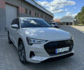 Сірий Ауді E-Tron, об'ємом двигуна 0 л та пробігом 89 тис. км за 32500 $, фото 15 на Automoto.ua