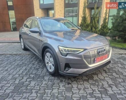 Ауди E-Tron 2020 в Хмельницком на Automoto.ua Серый Ауди E-Tron, объемом двигателя 0 л и пробегом 146 тыс. км за 22700 $, фото 25 на Automoto.ua