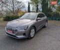 Серый Ауди E-Tron, объемом двигателя 0 л и пробегом 82 тыс. км за 32500 $, фото 1 на Automoto.ua