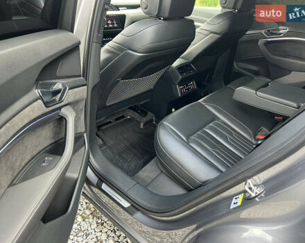 Серый Ауди E-Tron, объемом двигателя 0 л и пробегом 119 тыс. км за 35000 $, фото 14 на Automoto.ua